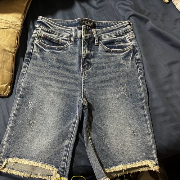 Judy Blue Jean shorts size small - Picture 1 of 3